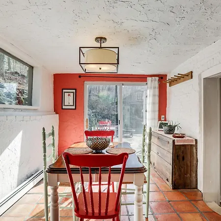 Lambertville Retreat - Walk To Shopping And Dining! Extérieur photo