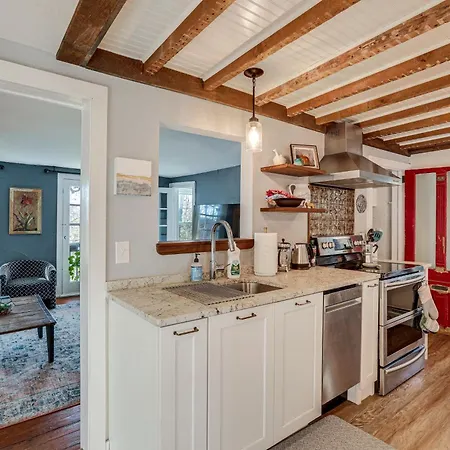 Lambertville Retreat - Walk To Shopping And Dining! Extérieur photo