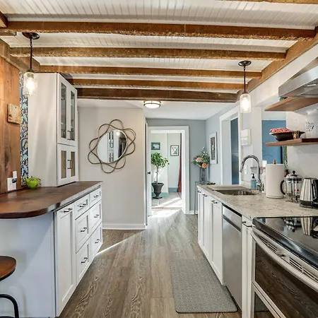 Lambertville Retreat - Walk To Shopping And Dining! Extérieur photo