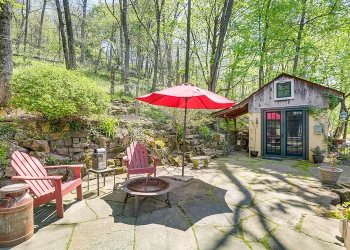 Lambertville Retreat - Walk To Shopping And Dining!