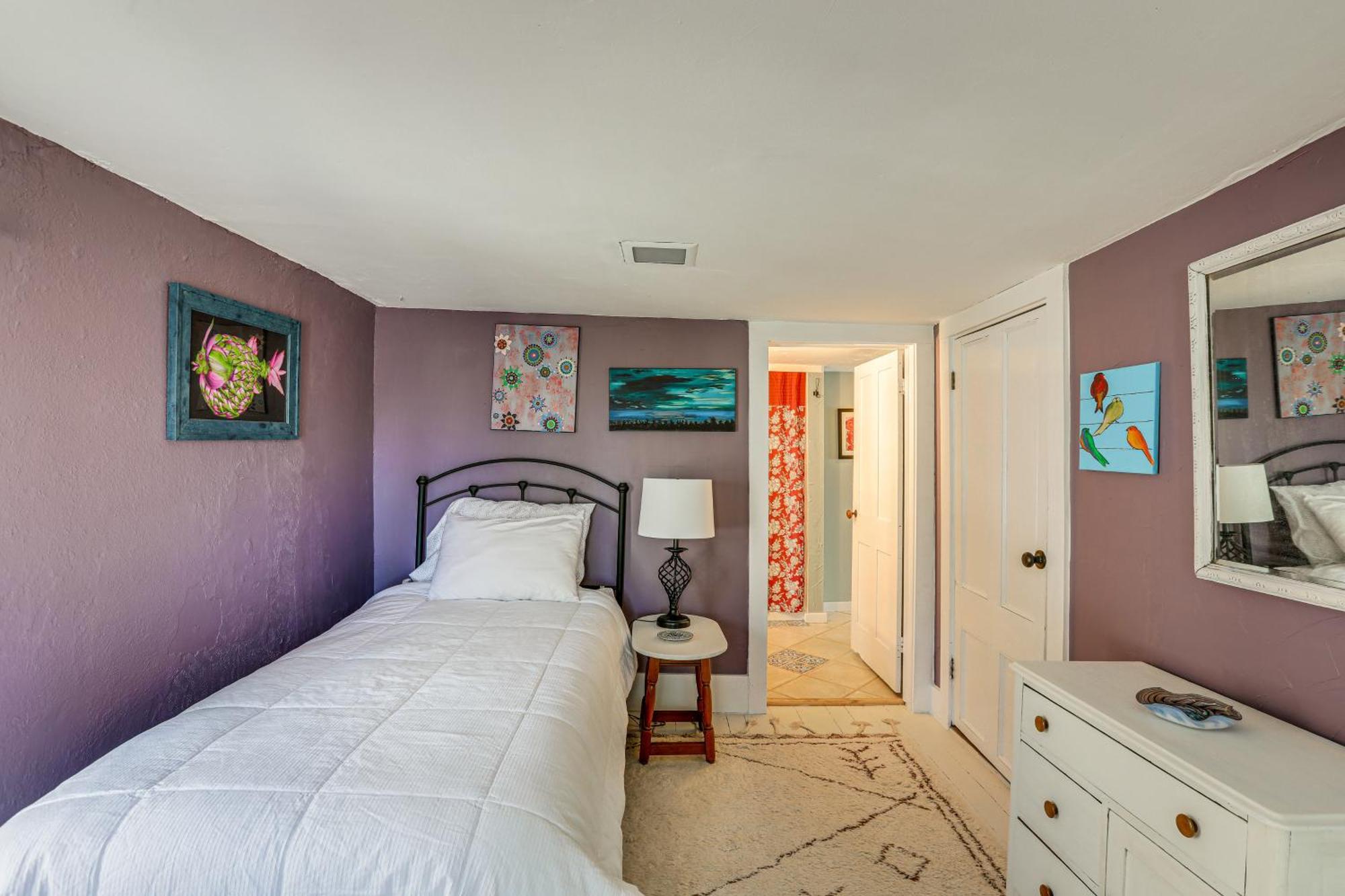 Retreat - Walk To Shopping And Dining! Appartement