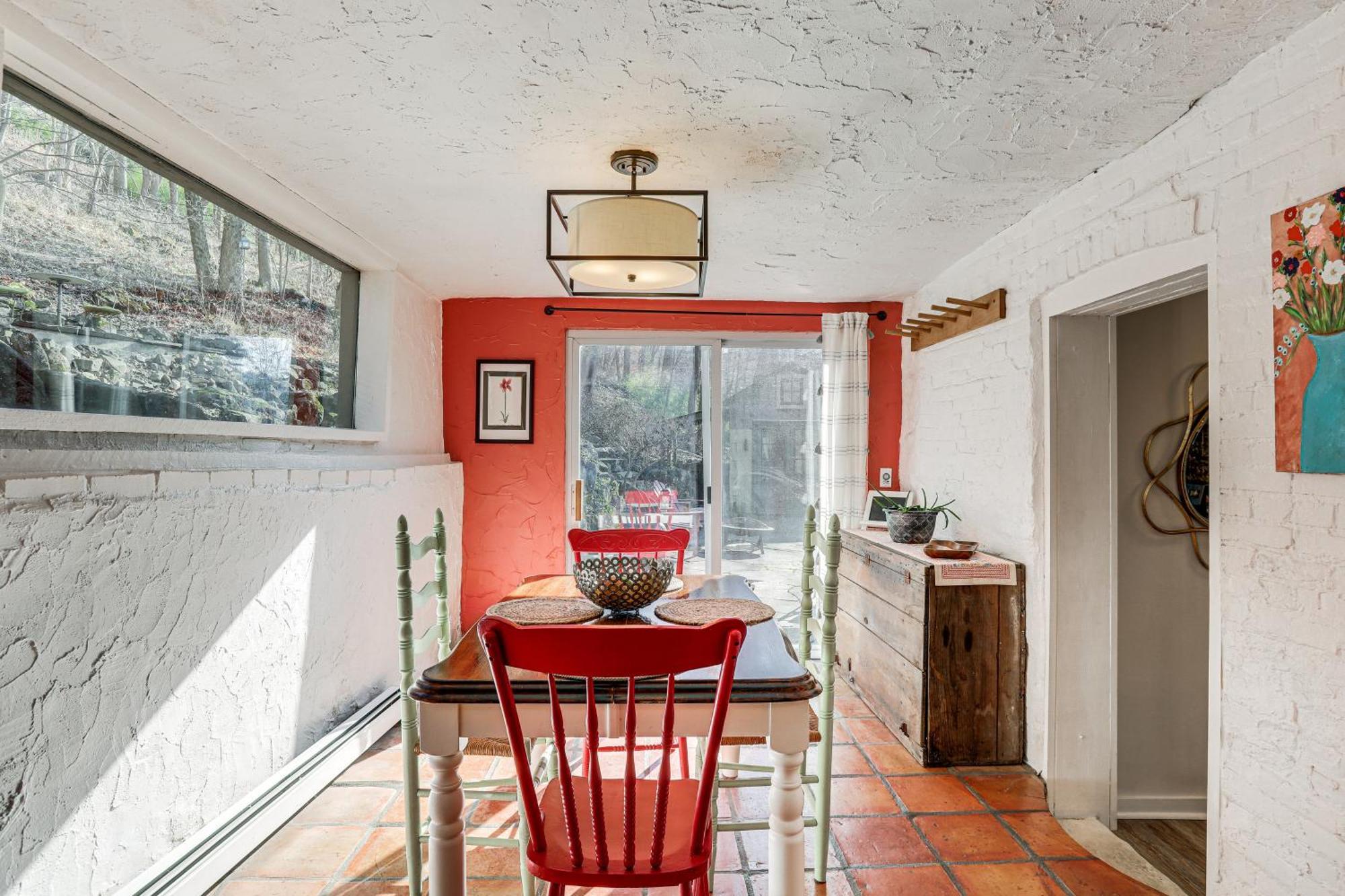 Appartement Retreat - Walk To Shopping And Dining!