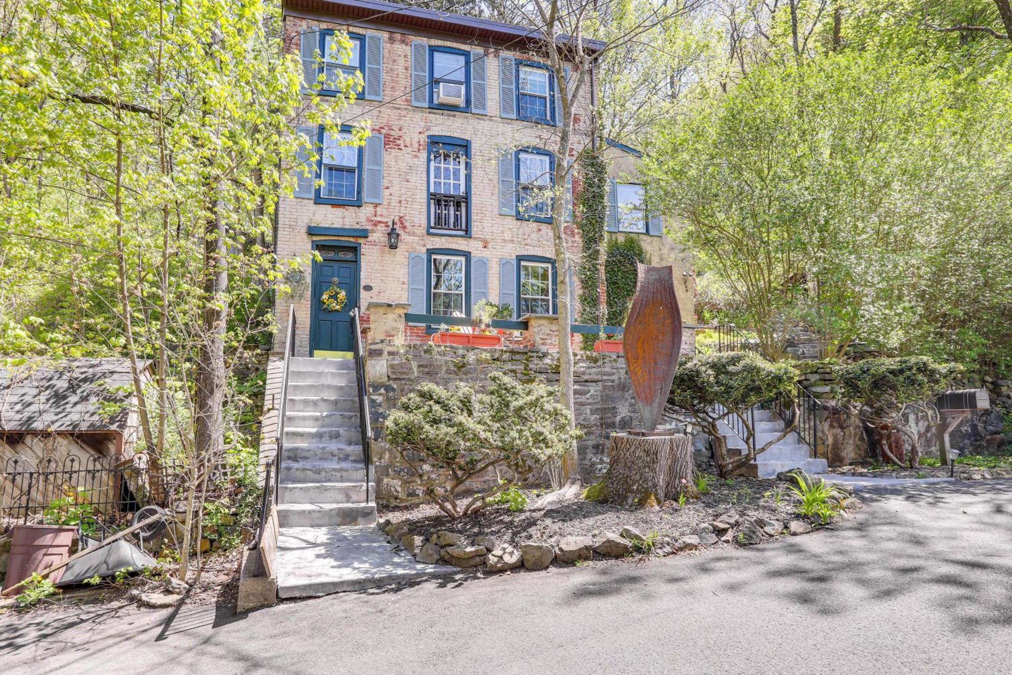 Retreat - Walk To Shopping And Dining! Lambertville